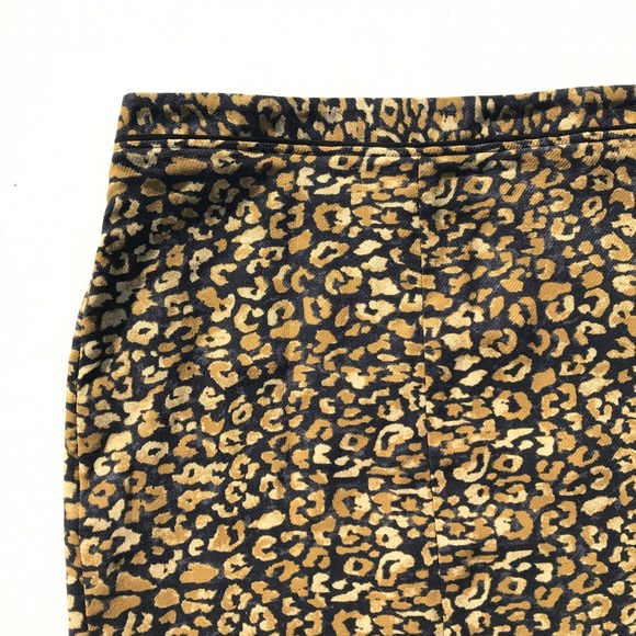 NEW Cheetah Print Knit Pencil Skirt Size 6 :078 - Picture 5 of 8
